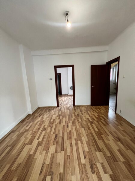 Unirii- Maximilian Popper, 2 camere in bloc Art Deco,